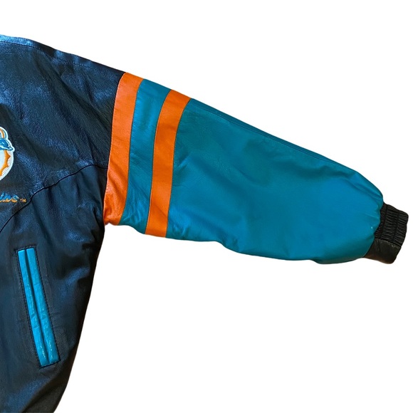***SOLD*** Vintage Miami Dolphins Leather Jacket Size Large - Picture 8 of 16